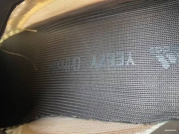 GY4109 Adidas Boost Yeezy V3 Copfade 700 0607